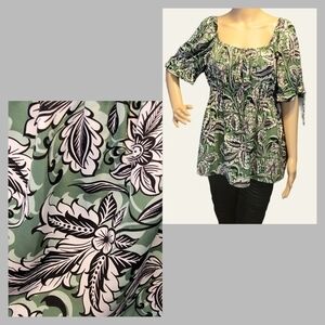 Susan Betro peasant Blouse Large Flower Print Green T31